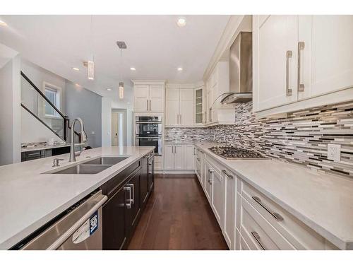 1716 32 Street Sw, Calgary, AB - Indoor Photo Showing Kitchen With Double Sink With Upgraded Kitchen