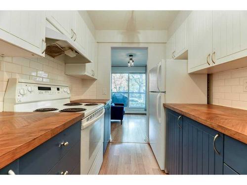 3-814 4A Street Ne, Calgary, AB - Indoor Photo Showing Kitchen