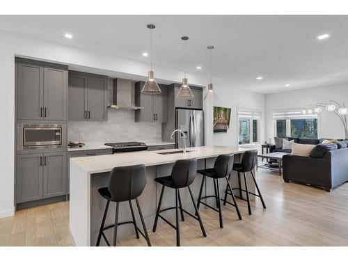 229 Greenbriar Common Nw, Calgary, AB - Indoor Photo Showing Kitchen With Stainless Steel Kitchen With Upgraded Kitchen