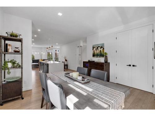 229 Greenbriar Common Nw, Calgary, AB - Indoor Photo Showing Dining Room