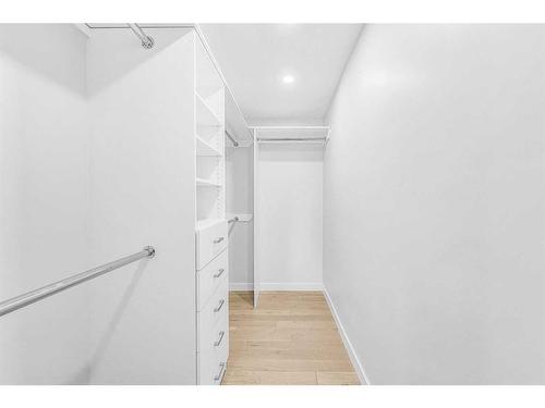 10604 Oakmoor Way Sw, Calgary, AB - Indoor With Storage