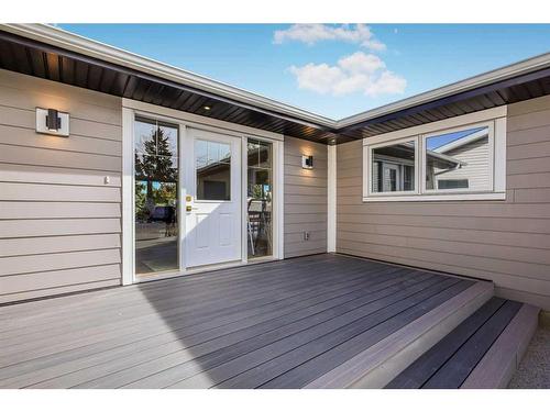 10604 Oakmoor Way Sw, Calgary, AB - Outdoor With Deck Patio Veranda With Exterior