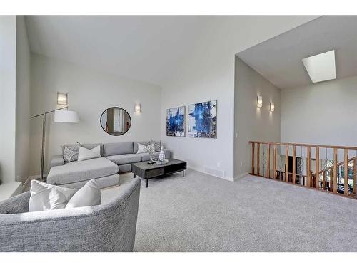 133 Tusslewood Heights Nw, Calgary, AB - Indoor