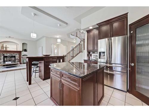 133 Tusslewood Heights Nw, Calgary, AB - Indoor Photo Showing Kitchen