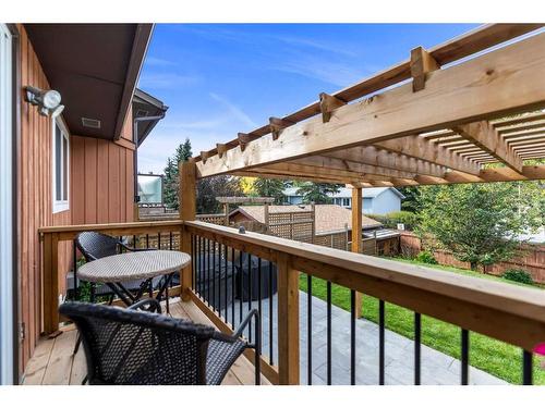 4058 46 Street Sw, Calgary, AB - Outdoor With Balcony With Exterior