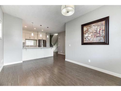 197 Silverado Plains Park Sw, Calgary, AB - Indoor Photo Showing Kitchen