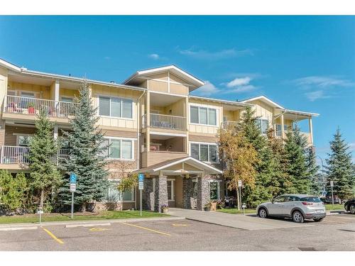 3304-4 Kingsland Close Se, Airdrie, AB - Outdoor With Balcony With Facade