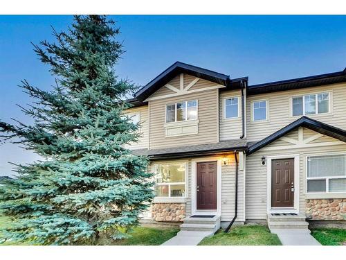 489 Saddlecrest Boulevard Ne, Calgary, AB - Outdoor With Facade