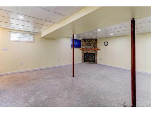 74 Chelsea Street Nw, Calgary, AB - Indoor Photo Showing Basement