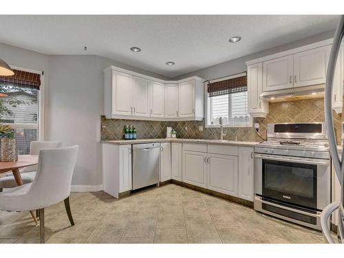 81 Arbour Crest Circle Nw, Calgary, AB - Indoor Photo Showing Kitchen