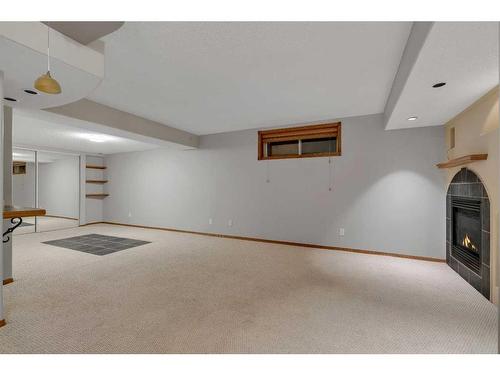 81 Arbour Crest Circle Nw, Calgary, AB - Indoor