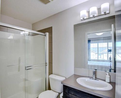 103 Evansridge Court Nw, Calgary, AB - Indoor Photo Showing Bathroom