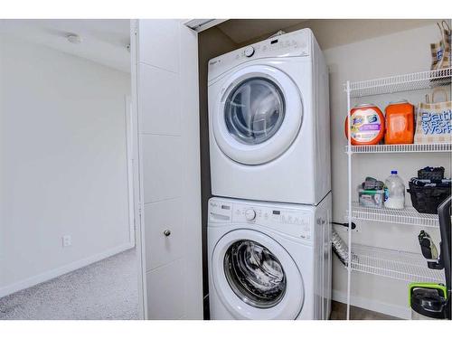 103 Evansridge Court Nw, Calgary, AB - Indoor Photo Showing Laundry Room