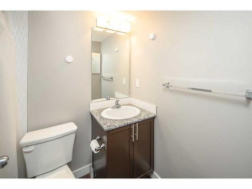 405-10 Kincora Glen Park Nw, Calgary, AB - Indoor Photo Showing Bathroom