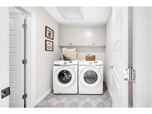 375 Chelsea Passage, Chestermere, AB - Indoor Photo Showing Laundry Room