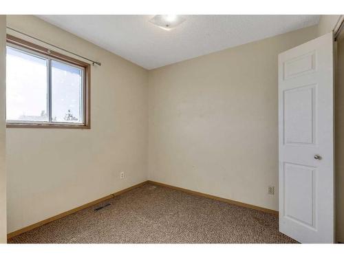 103-Taradale Drive Ne, Calgary, AB - Indoor Photo Showing Other Room