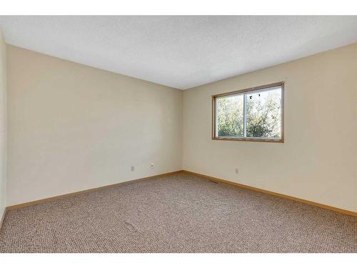 103-Taradale Drive Ne, Calgary, AB - Indoor Photo Showing Other Room