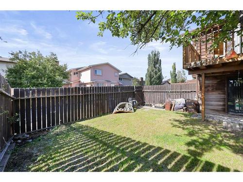 251 Maunsell Close Ne, Calgary, AB - Outdoor