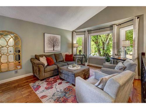 48 Hidden Spring Place Nw, Calgary, AB - Indoor Photo Showing Living Room