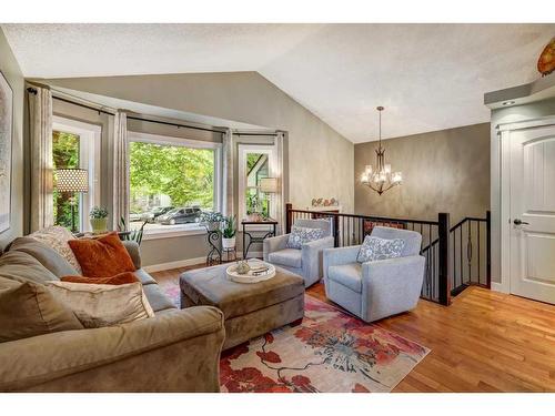 48 Hidden Spring Place Nw, Calgary, AB - Indoor Photo Showing Living Room