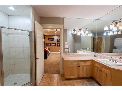 51 Country Lane Terrace, Rural Rocky View County, AB - Indoor Photo Showing Bathroom