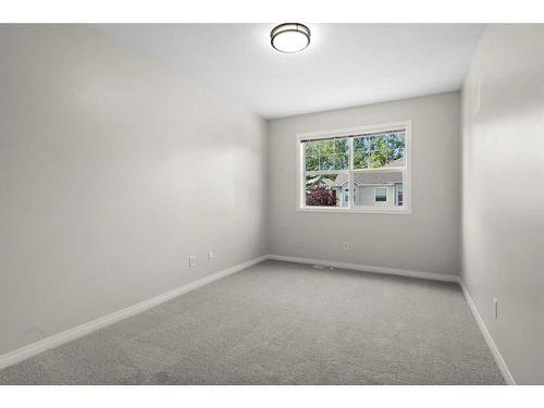 19-2318 17 Street Se, Calgary, AB - Indoor Photo Showing Other Room