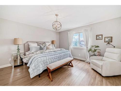 95 Elgin Drive Se, Calgary, AB - Indoor Photo Showing Bedroom