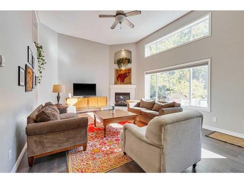 66 Inglewood Grove Se, Calgary, AB - Indoor Photo Showing Living Room With Fireplace