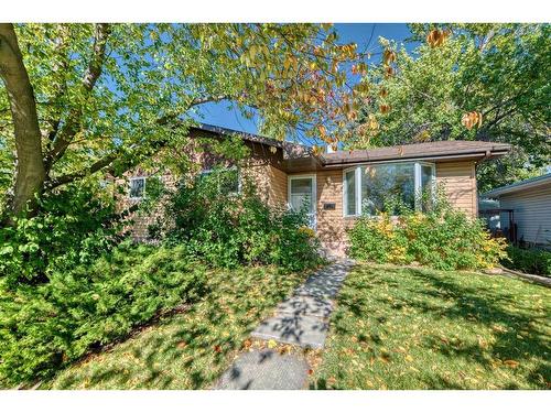 3420 Button Road Nw, Calgary, AB - Outdoor