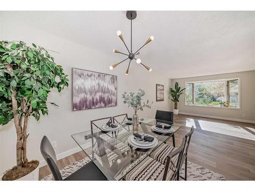 3420 Button Road Nw, Calgary, AB - Indoor Photo Showing Dining Room