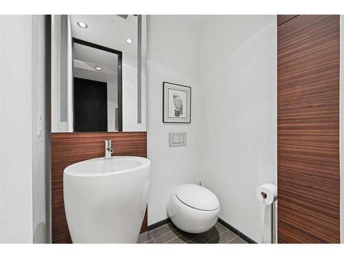 1608-108 9 Avenue Sw, Calgary, AB - Indoor Photo Showing Bathroom