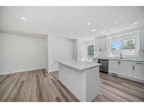 203 Rundleside Crescent Ne, Calgary, AB - Indoor Photo Showing Kitchen