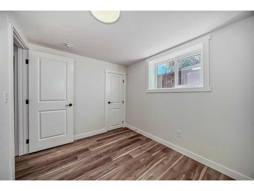 203 Rundleside Crescent Ne, Calgary, AB - Indoor Photo Showing Other Room