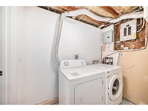 203 Rundleside Crescent Ne, Calgary, AB - Indoor Photo Showing Laundry Room