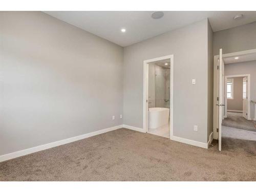 2323 1 Street Nw, Calgary, AB - Indoor Photo Showing Other Room