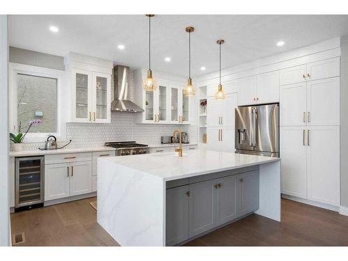 50 Discovery Ridge Road Sw, Calgary, AB - Indoor Photo Showing Kitchen With Upgraded Kitchen