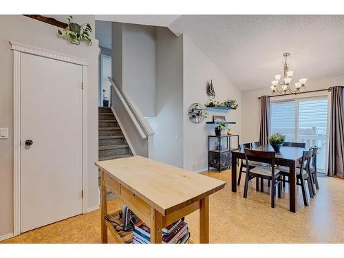 59 Rivercrest Circle Se, Calgary, AB - Indoor Photo Showing Dining Room