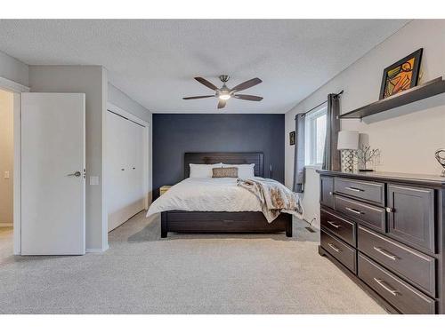 59 Rivercrest Circle Se, Calgary, AB - Indoor Photo Showing Bedroom