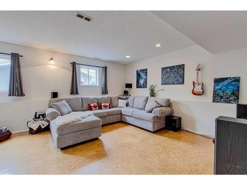 59 Rivercrest Circle Se, Calgary, AB - Indoor Photo Showing Living Room