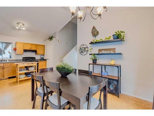 59 Rivercrest Circle Se, Calgary, AB - Indoor Photo Showing Dining Room