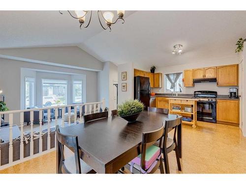 59 Rivercrest Circle Se, Calgary, AB - Indoor