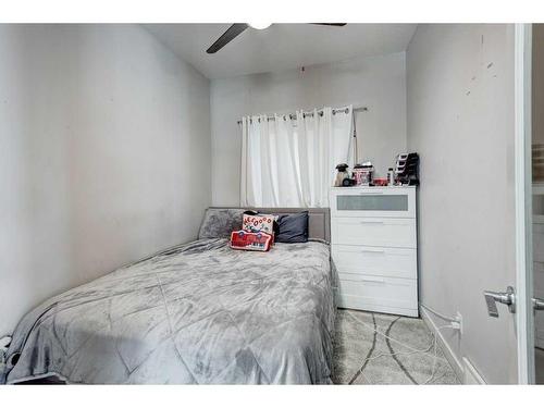 61 Saddlestone Park Ne, Calgary, AB - Indoor Photo Showing Bedroom