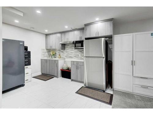 61 Saddlestone Park Ne, Calgary, AB - Indoor Photo Showing Kitchen