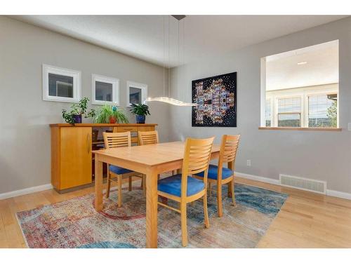 170 Panamount Road Nw, Calgary, AB - Indoor Photo Showing Dining Room