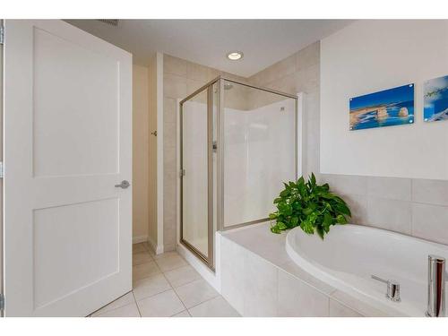 170 Panamount Road Nw, Calgary, AB - Indoor Photo Showing Bathroom