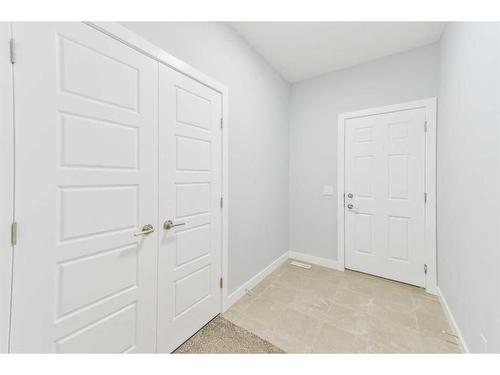 98 Waterford Road, Chestermere, AB - Indoor Photo Showing Other Room