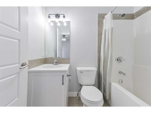 98 Waterford Road, Chestermere, AB - Indoor Photo Showing Bathroom