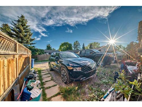 1131 Ranchlands Boulevard Nw, Calgary, AB - Outdoor