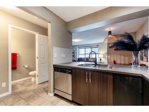 3007 Windsong Boulevard Sw, Airdrie, AB - Indoor Photo Showing Kitchen With Double Sink