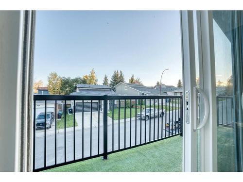 204 Woodbine Boulevard Sw, Calgary, AB 